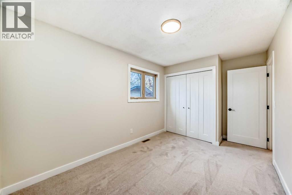 Single Family House for Sale in  Shawnessy Drive SW Shawnessy Calgary 