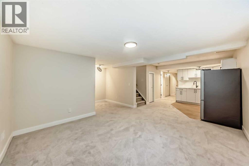 Single Family House for Sale in  Shawnessy Drive SW Shawnessy Calgary 