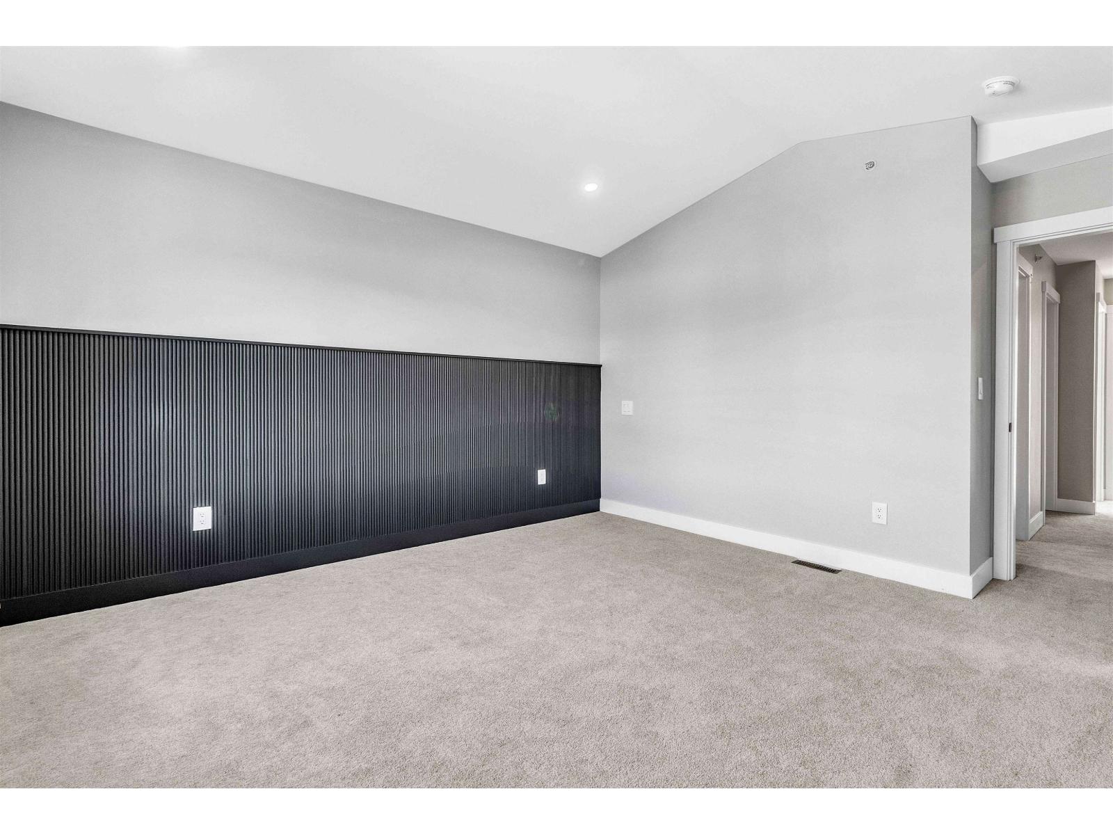 7686 196 STREET, Langley