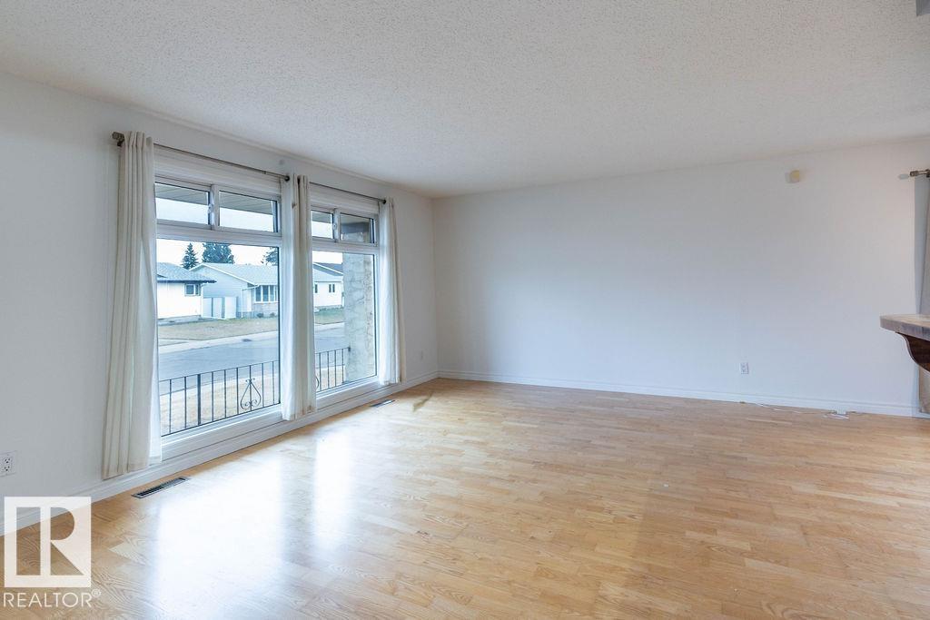 15224 117 ST NW, Edmonton