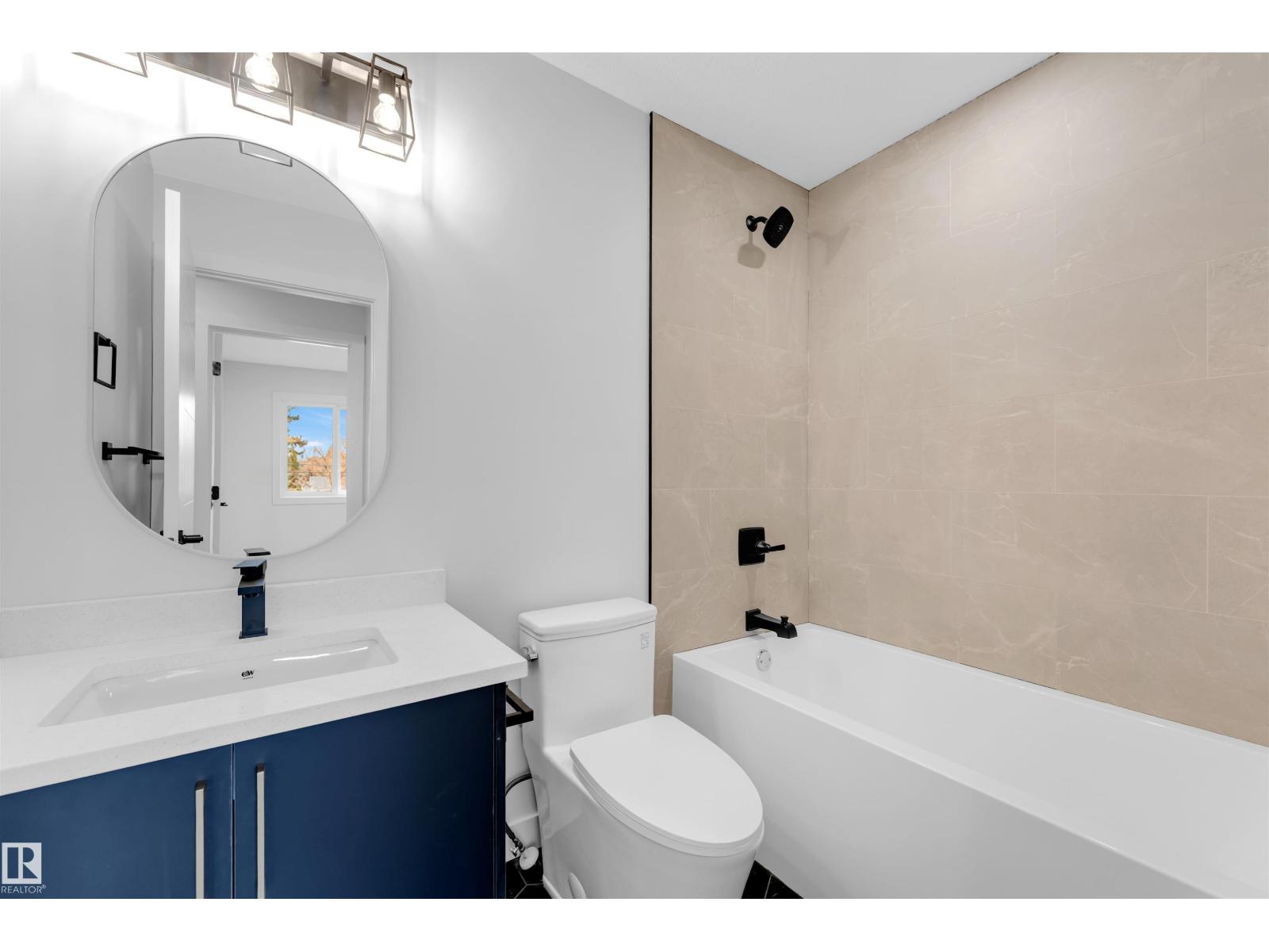 7934 77 AV NW, Edmonton