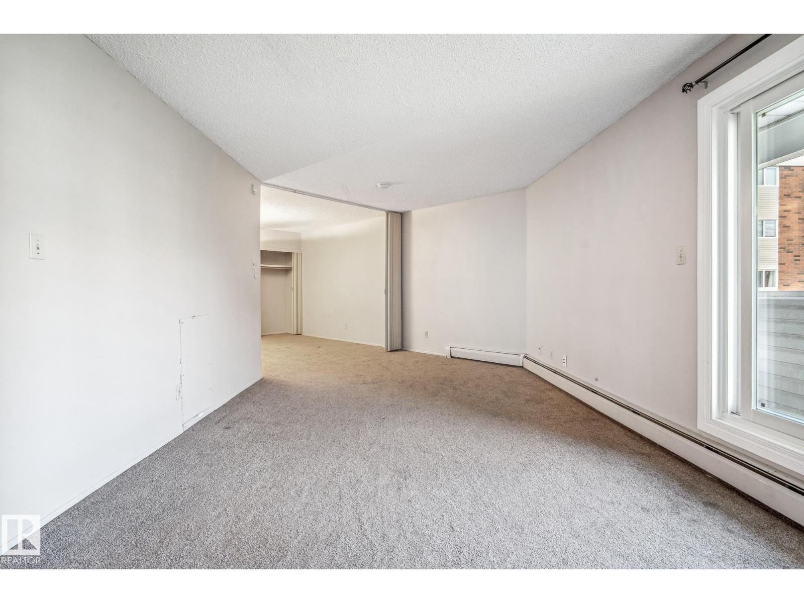 #22 11265 31 AV NW, Edmonton