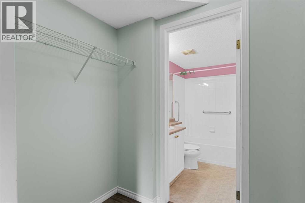 Single Family House for Sale in   Somervale Court SW Somerset Calgary 