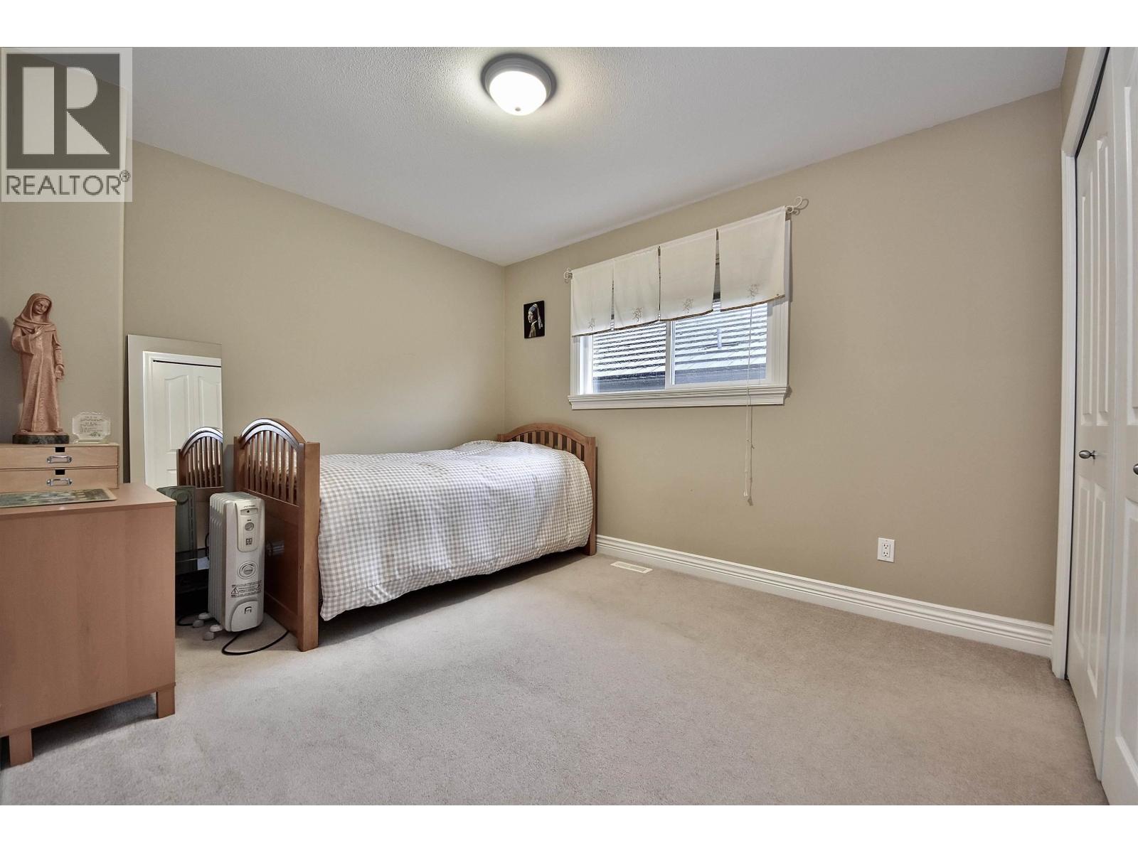 3035 MAPLEWOOD COURT, Coquitlam
