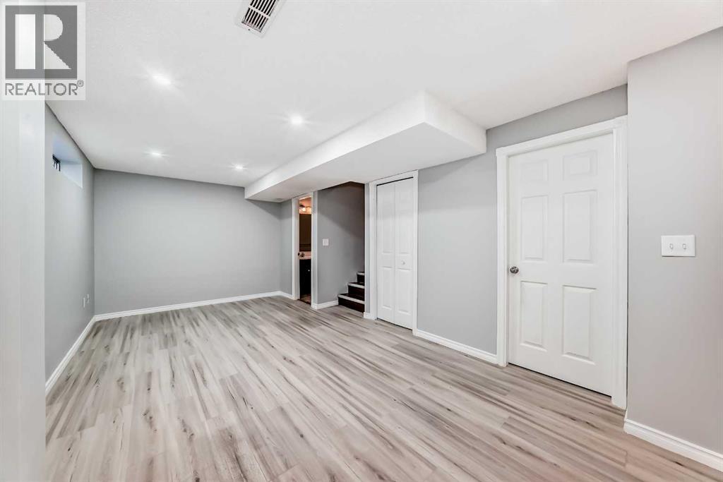 Single Family House for Sale in  San Diego Way NE Monterey Park Calgary 