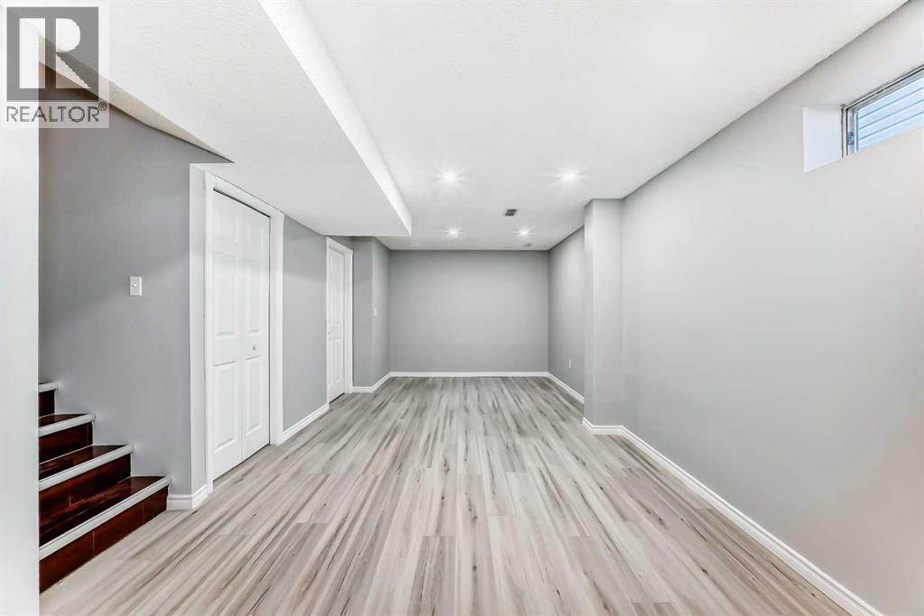 Single Family House for Sale in  San Diego Way NE Monterey Park Calgary 