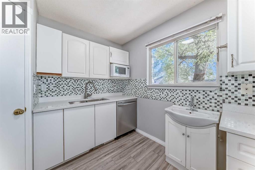 Single Family House for Sale in  San Diego Way NE Monterey Park Calgary 