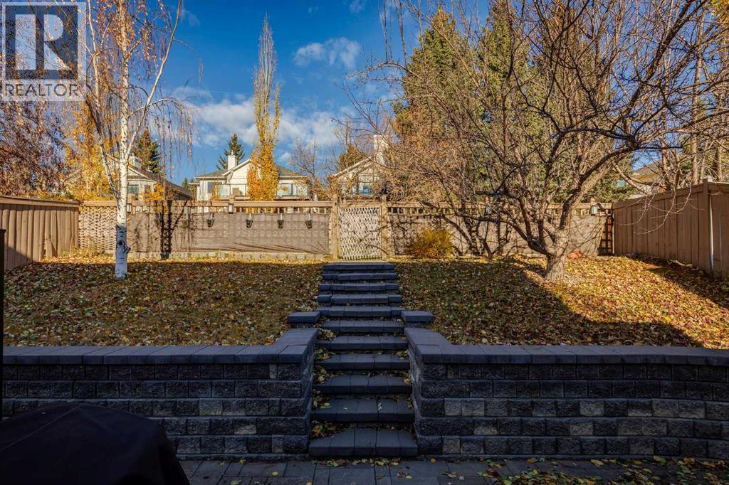 Single Family House for Sale in  Sierra Nevada Close SW Signal Hill Calgary 