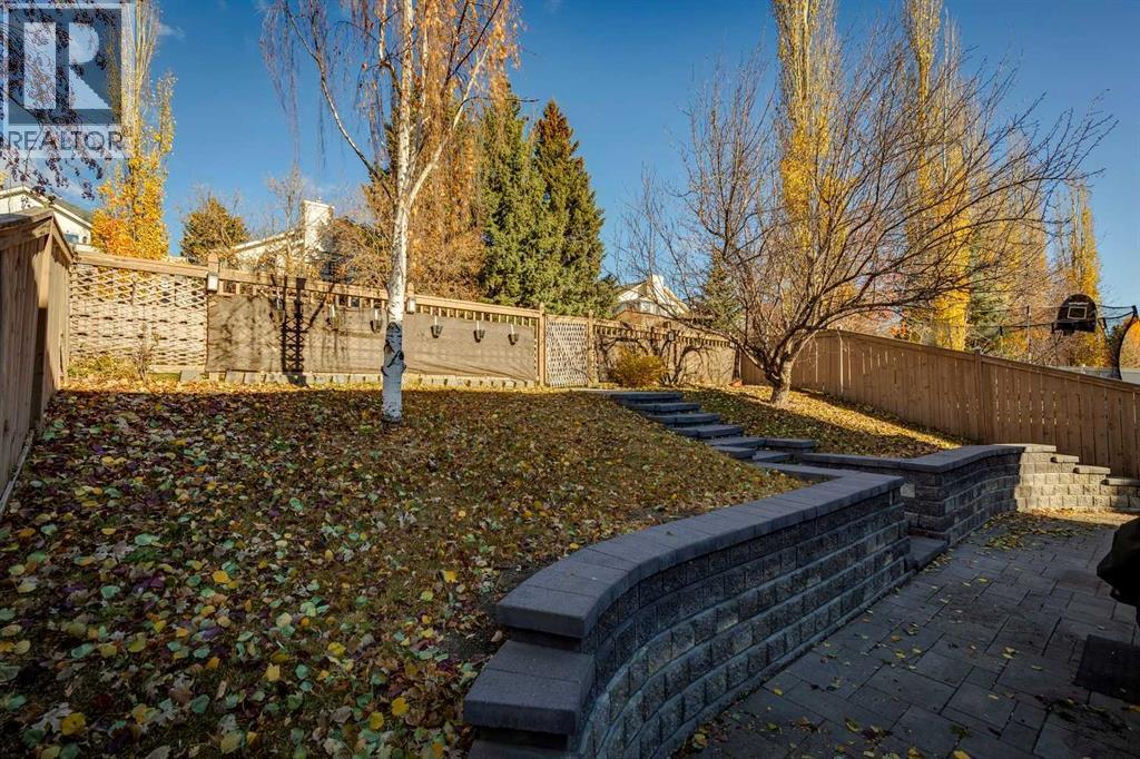 Single Family House for Sale in  Sierra Nevada Close SW Signal Hill Calgary 