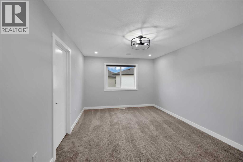 Single Family House for Sale in   Avenue NE Saddle Ridge Calgary 