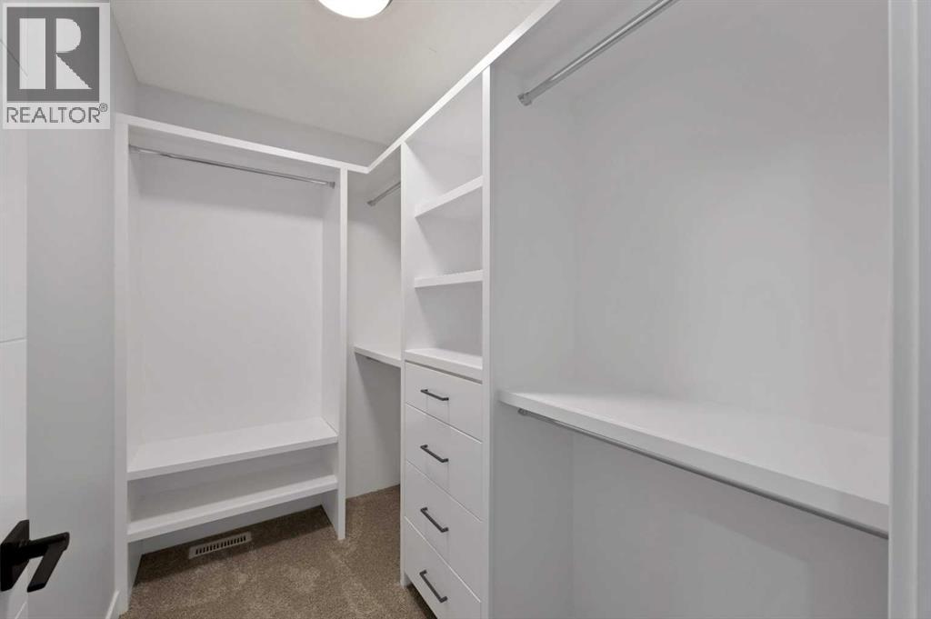 Single Family House for Sale in   Avenue NE Saddle Ridge Calgary 