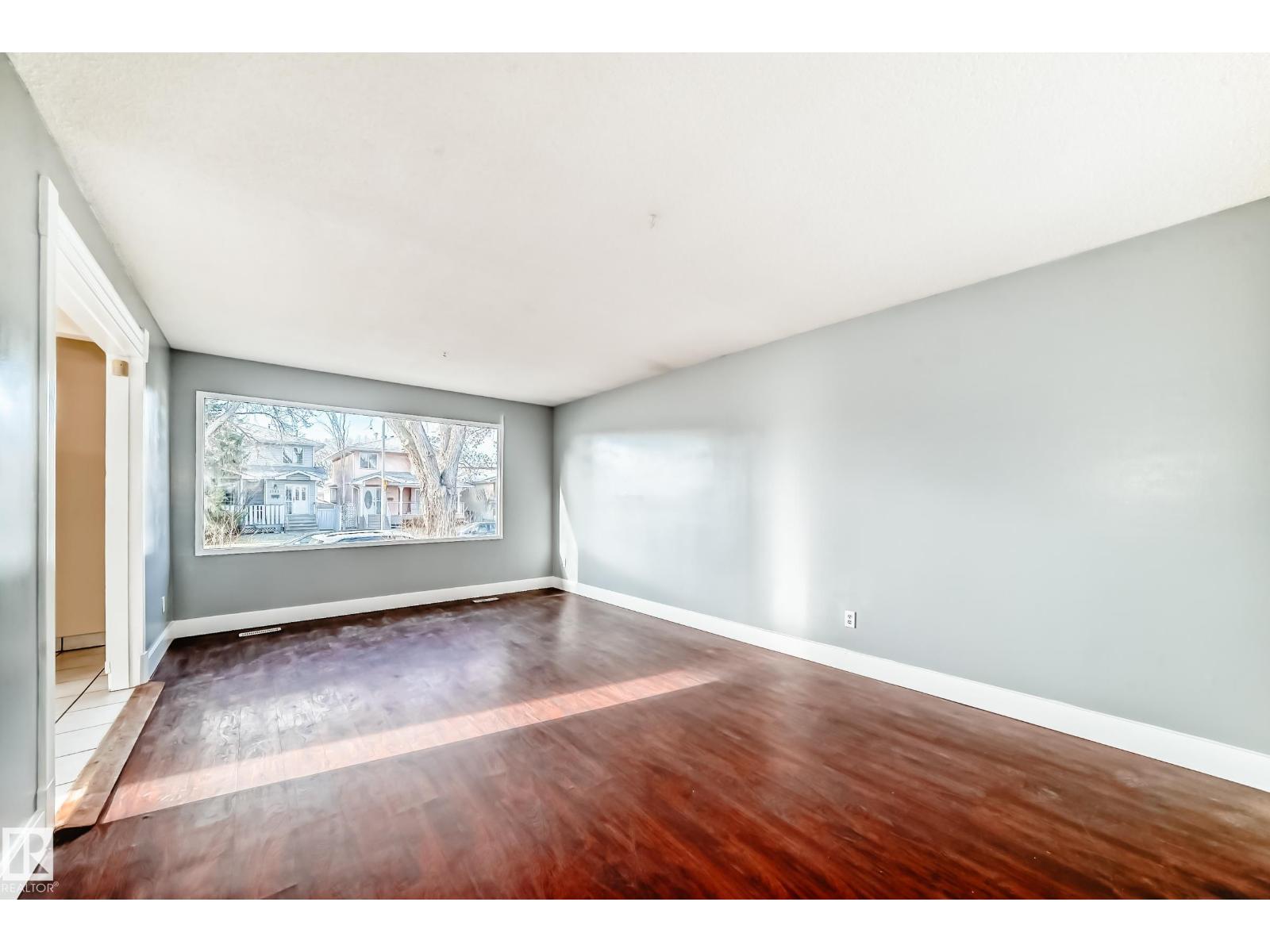 12409 87 ST NW, Edmonton