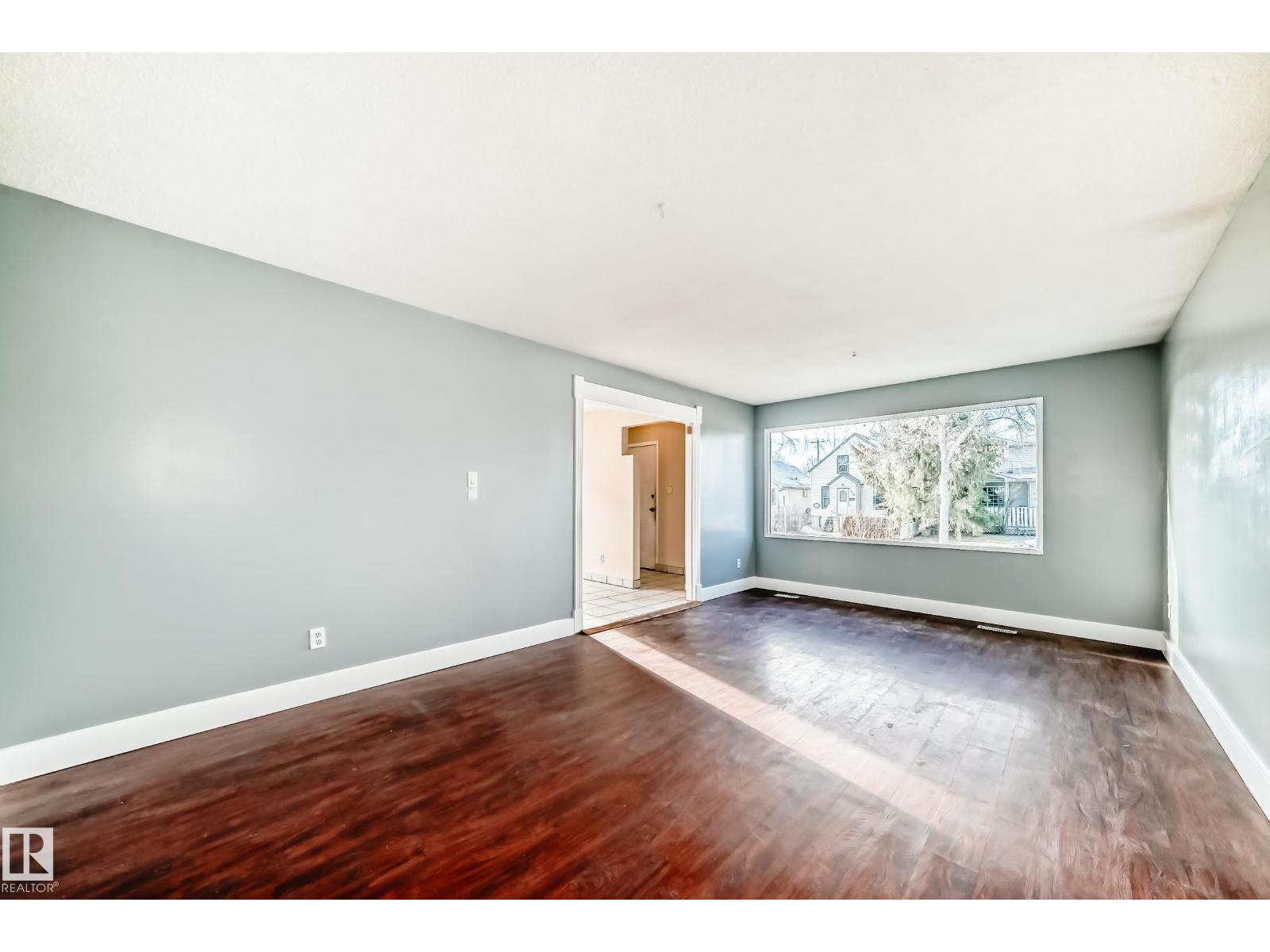 12409 87 ST NW, Edmonton