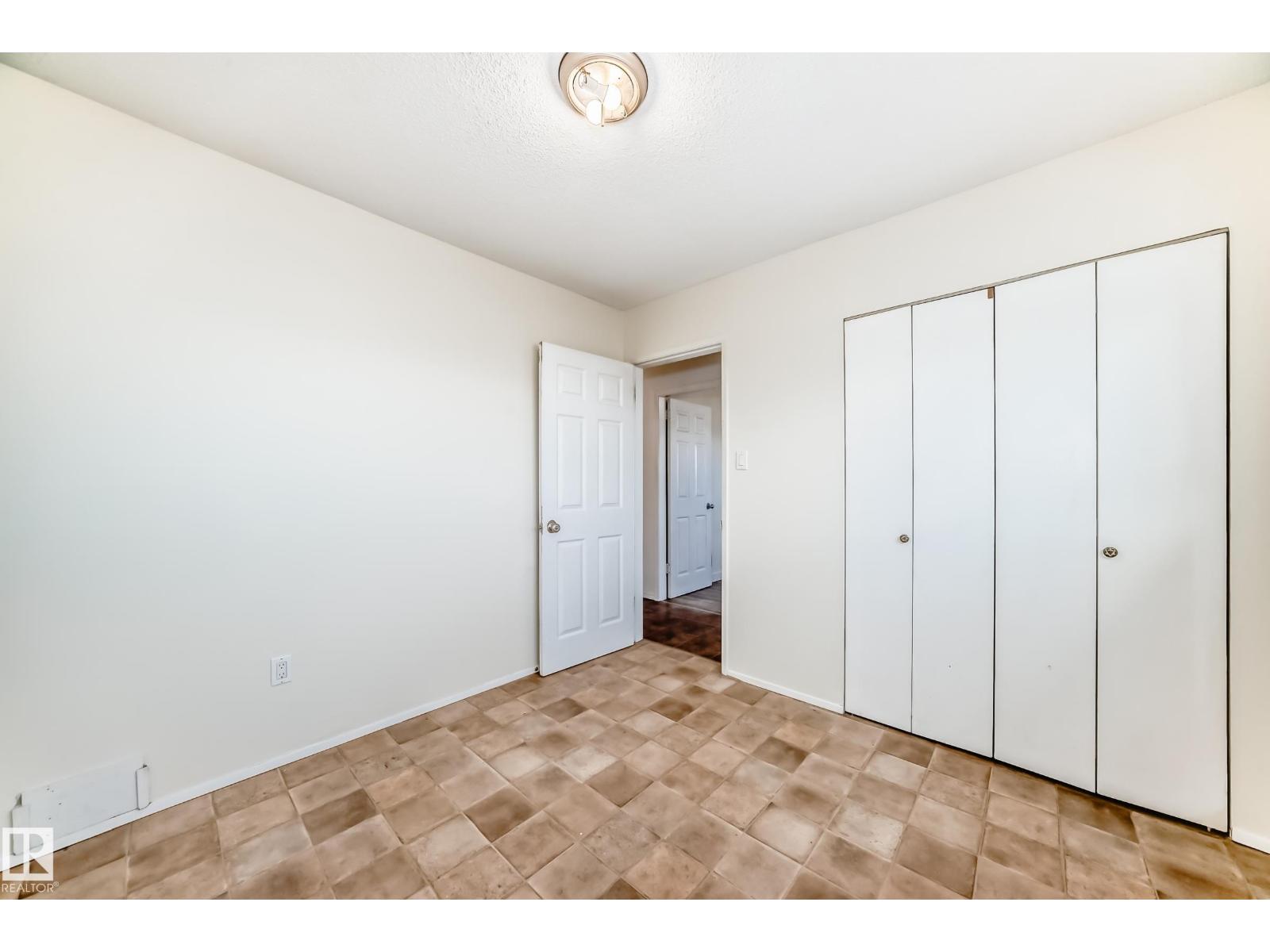 12409 87 ST NW, Edmonton