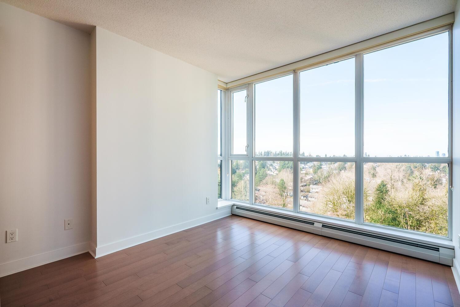 1206 10777 UNIVERSITY DRIVE, Surrey