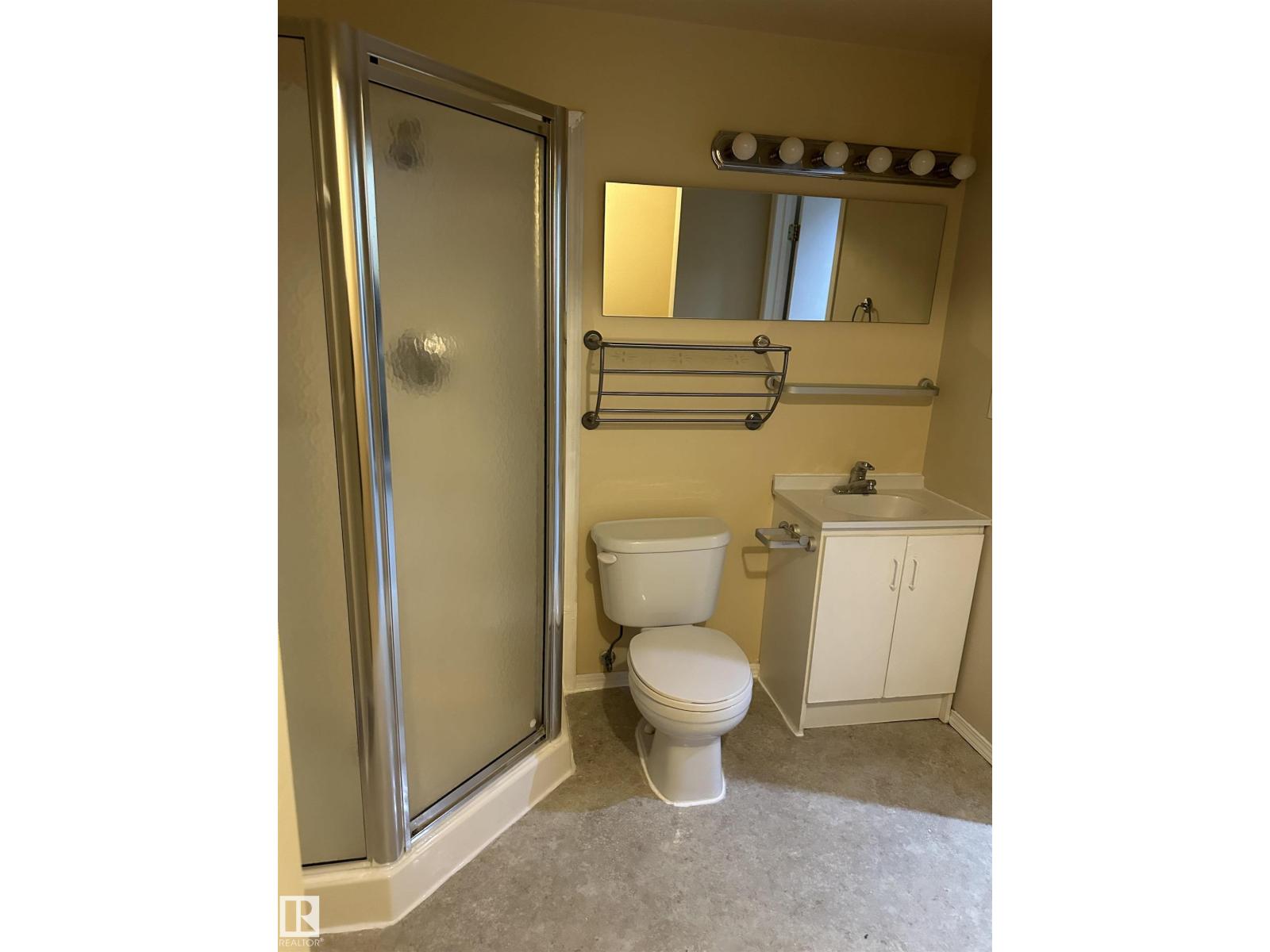 #8 3221 119 ST NW, Edmonton