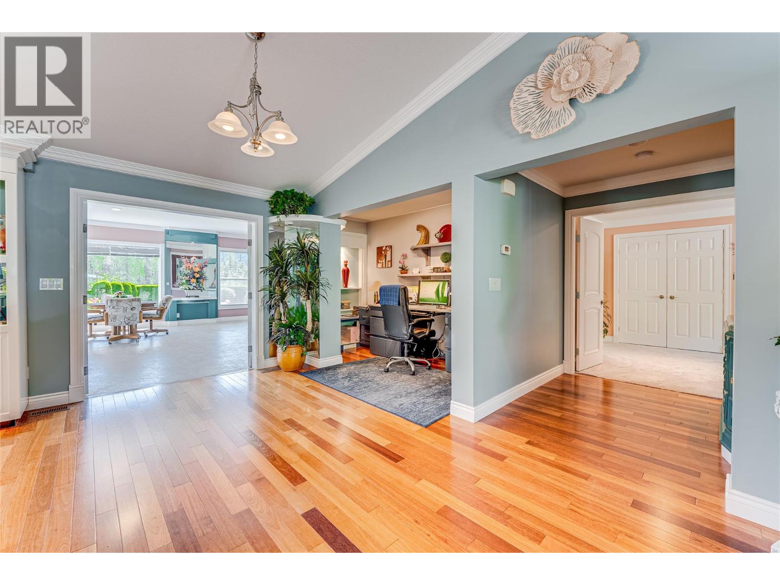 39 Ladyslipper Road, Lumby