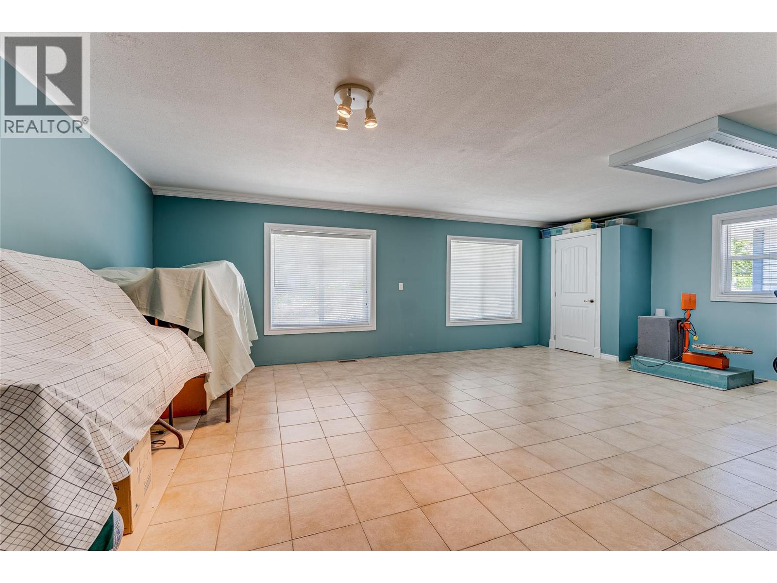 39 Ladyslipper Road, Lumby