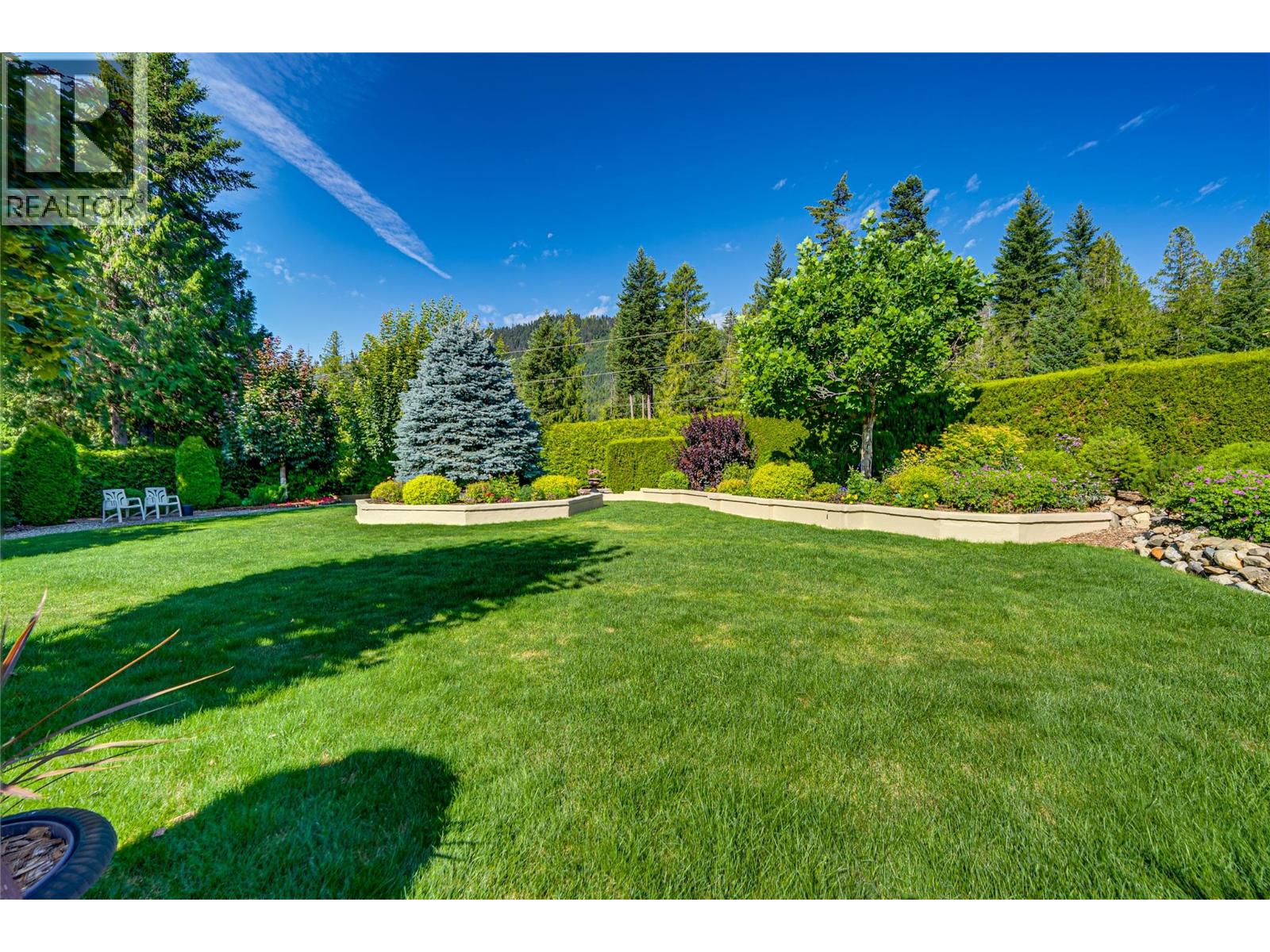 39 Ladyslipper Road, Lumby