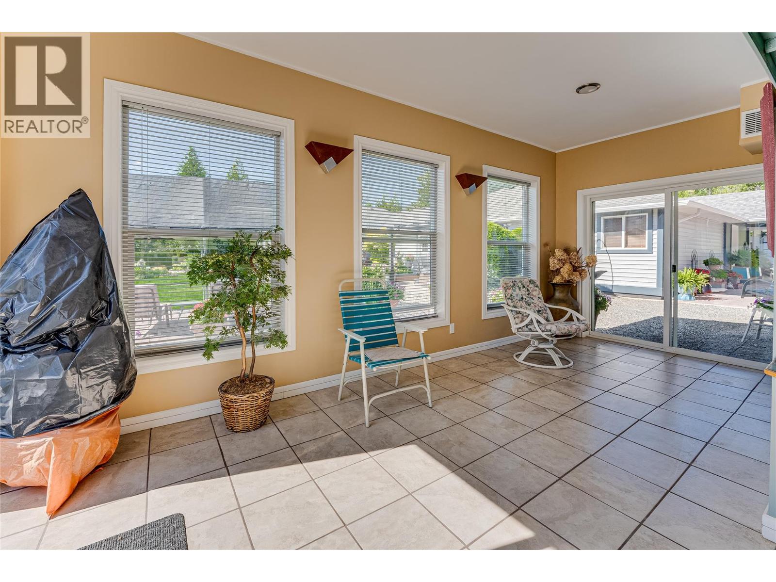 39 Ladyslipper Road, Lumby