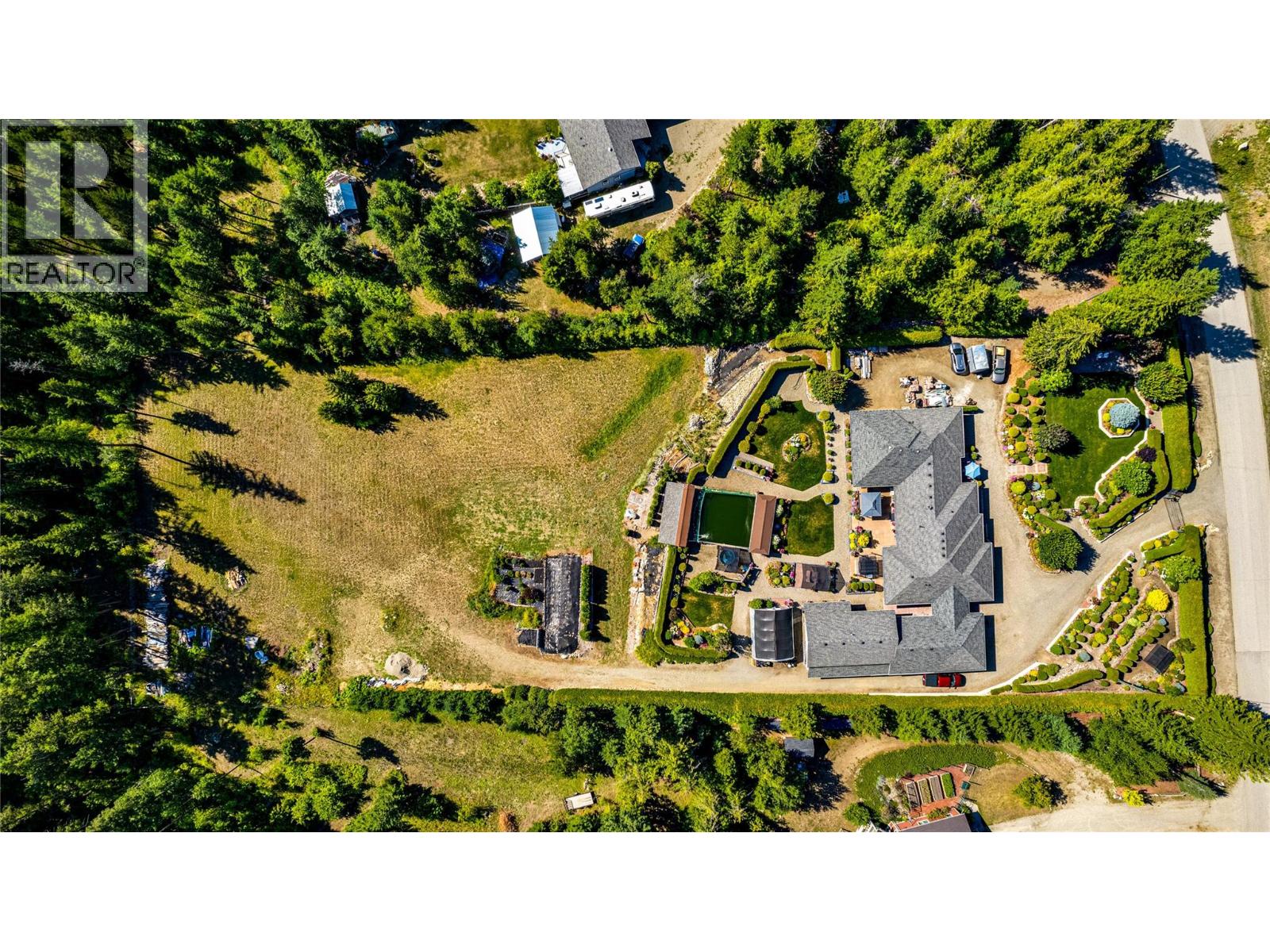 39 Ladyslipper Road, Lumby