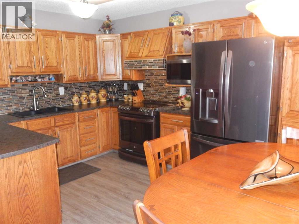 Single Family House for Sale in  Bedwood Rise NE Beddington Heights Calgary 