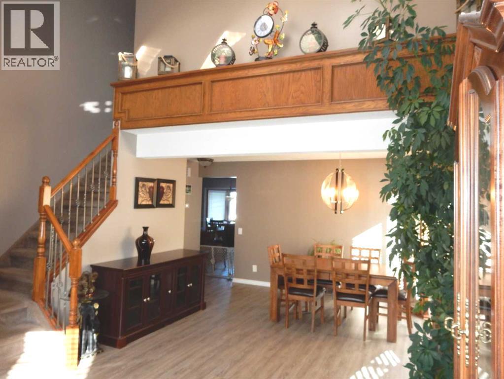 Single Family House for Sale in  Bedwood Rise NE Beddington Heights Calgary 