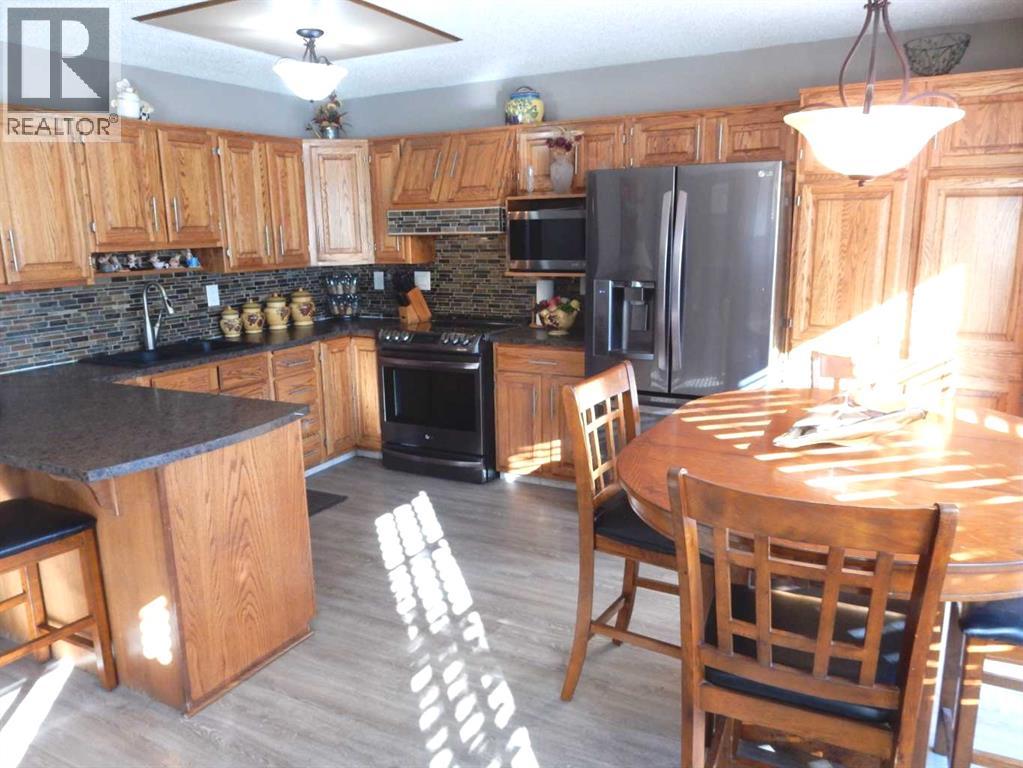 Single Family House for Sale in  Bedwood Rise NE Beddington Heights Calgary 