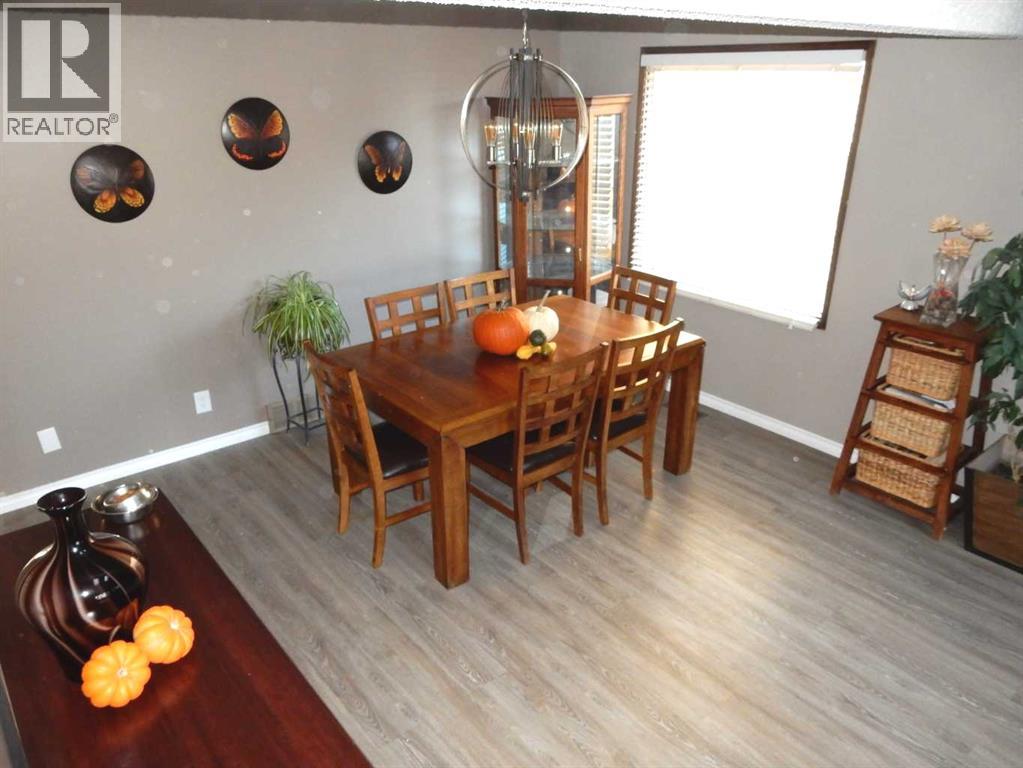 Single Family House for Sale in  Bedwood Rise NE Beddington Heights Calgary 