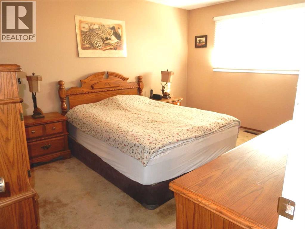 Single Family House for Sale in  Bedwood Rise NE Beddington Heights Calgary 