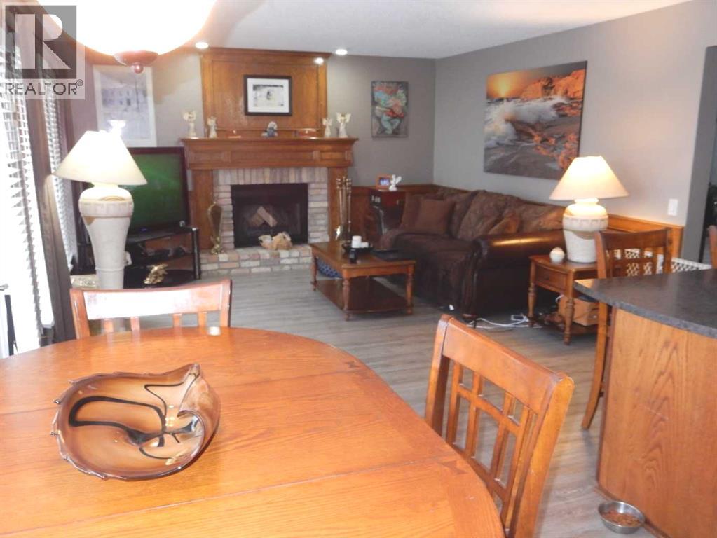 Single Family House for Sale in  Bedwood Rise NE Beddington Heights Calgary 