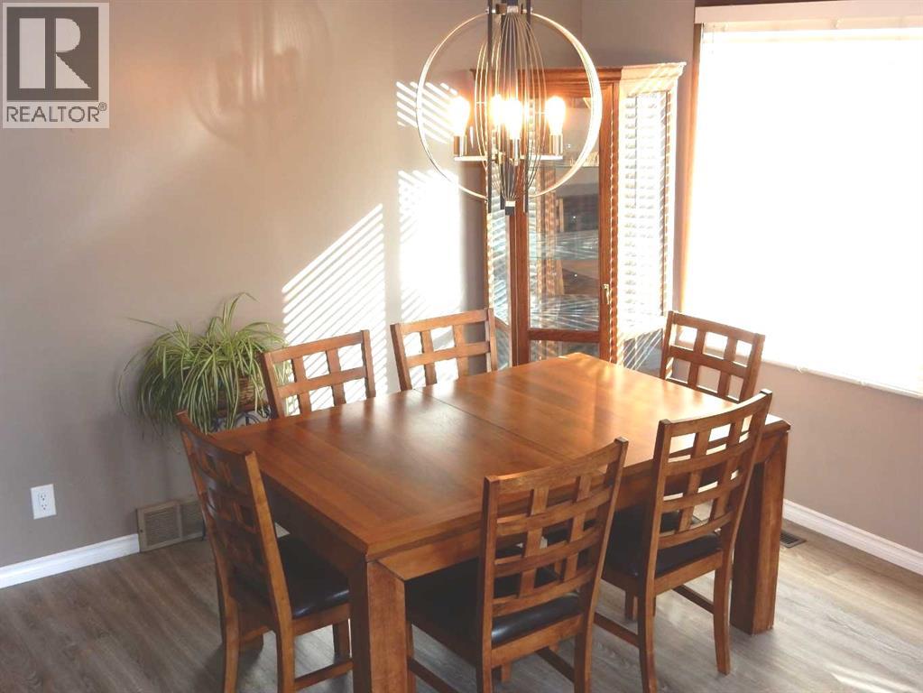 Single Family House for Sale in  Bedwood Rise NE Beddington Heights Calgary 