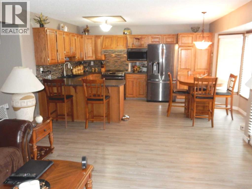 Single Family House for Sale in  Bedwood Rise NE Beddington Heights Calgary 