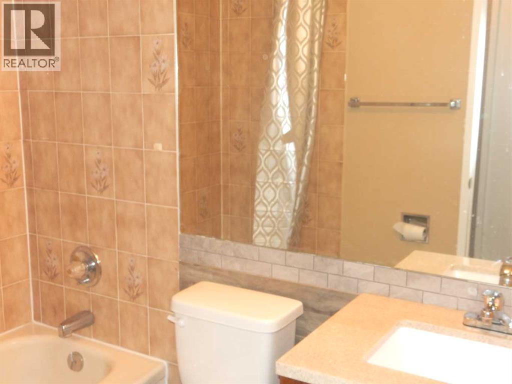 Single Family House for Sale in  Bedwood Rise NE Beddington Heights Calgary 