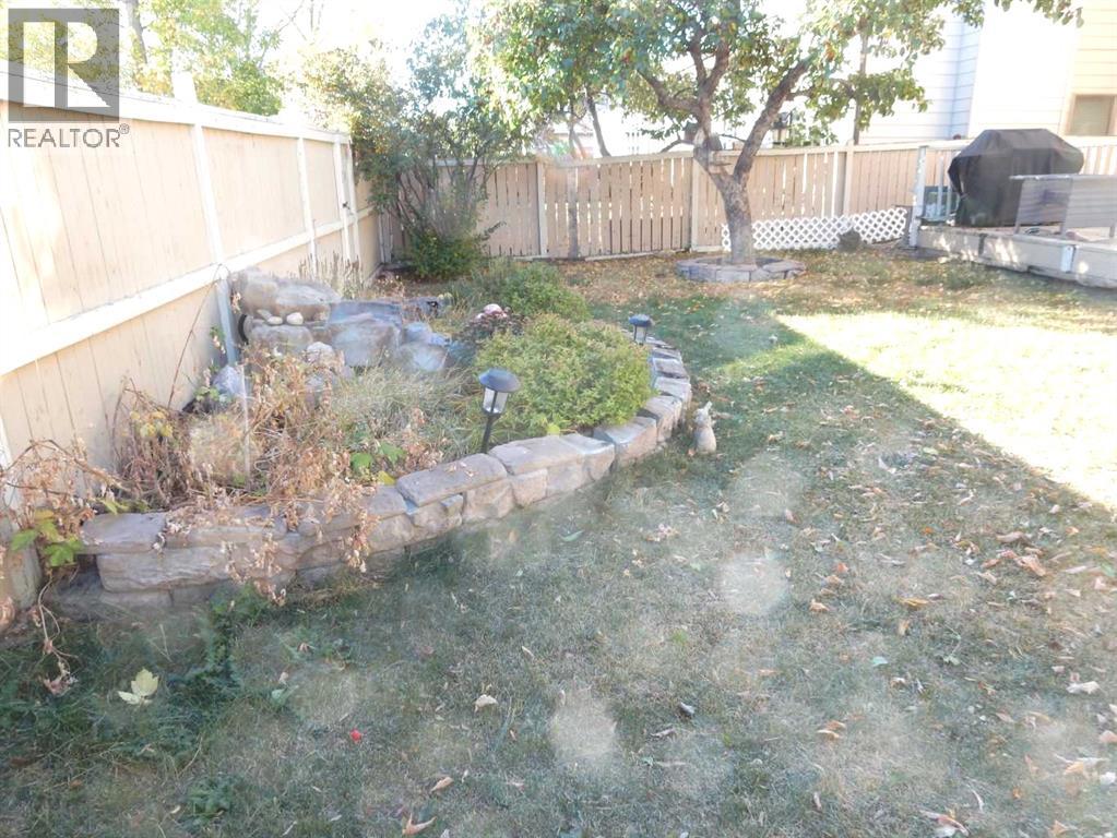 Single Family House for Sale in  Bedwood Rise NE Beddington Heights Calgary 