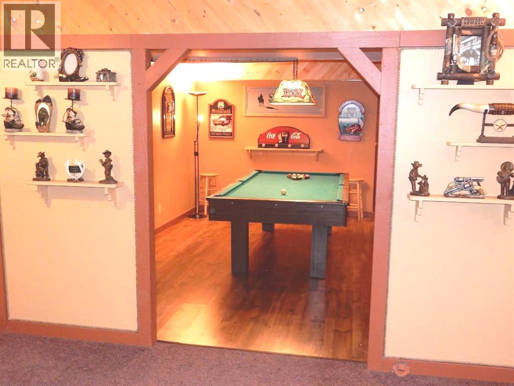 Single Family House for Sale in  Bedwood Rise NE Beddington Heights Calgary 