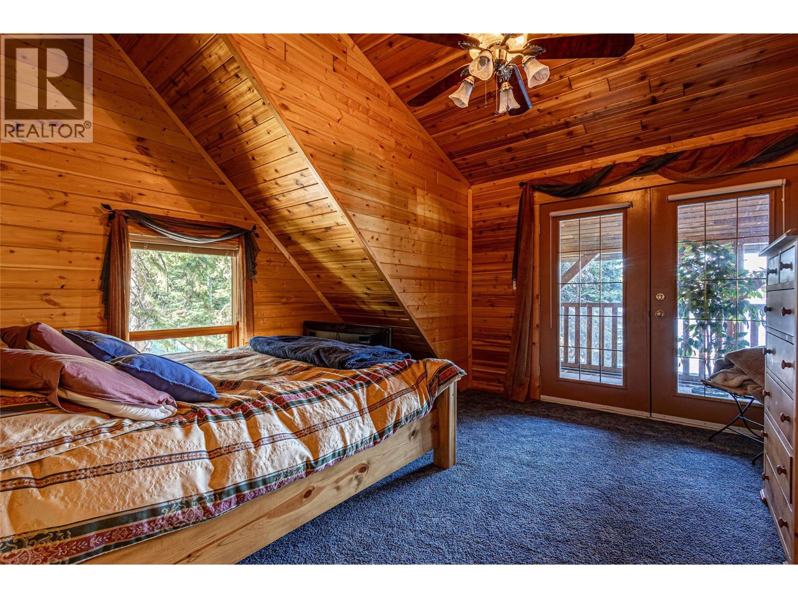 1733 District Lot Lake, Lake Country