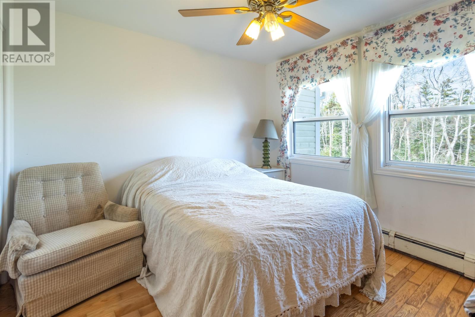 Property 24 of 41 of 225 Maple Drive