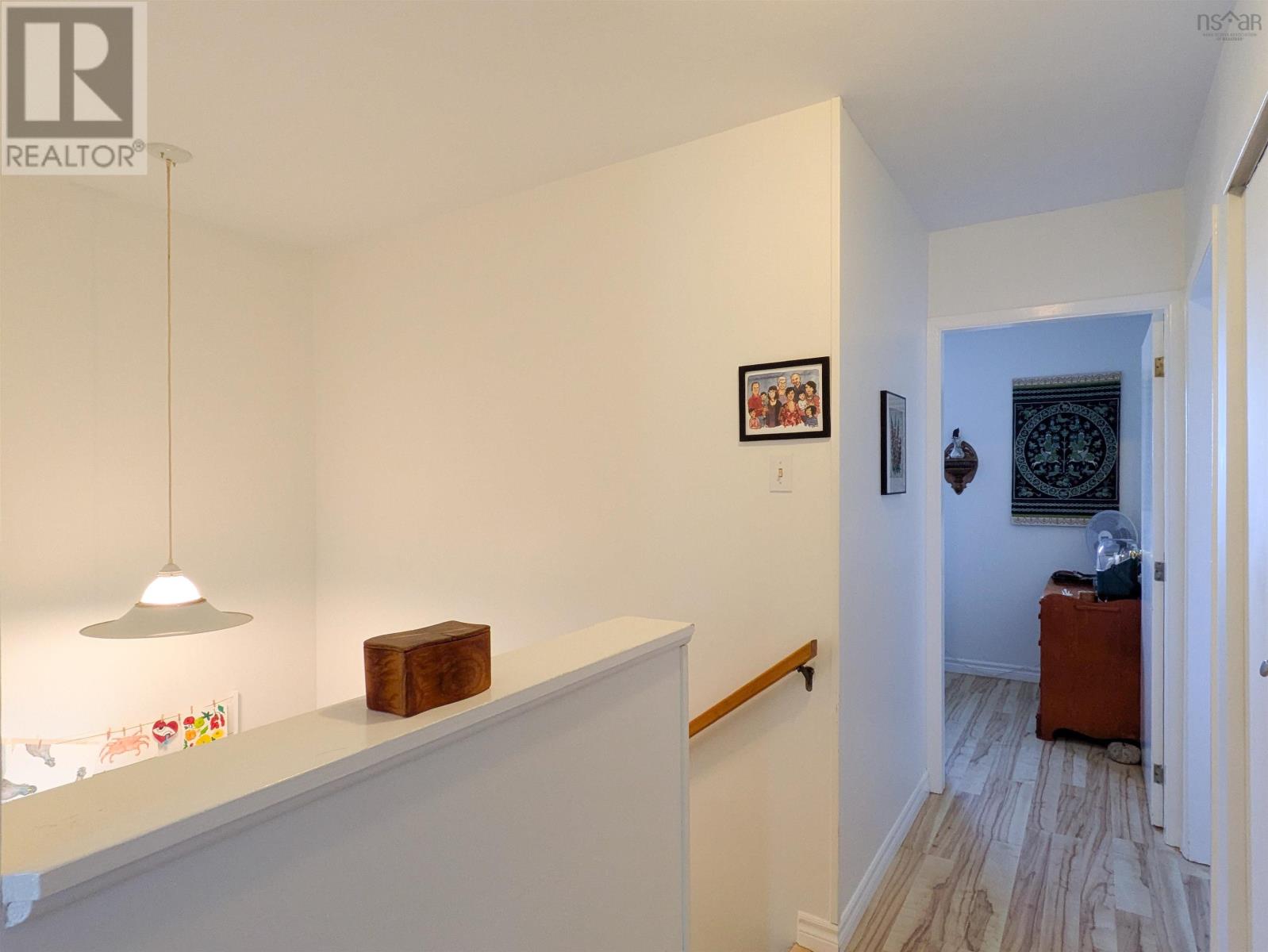 Property 31 of 37 of 544 South Broadway Avenue