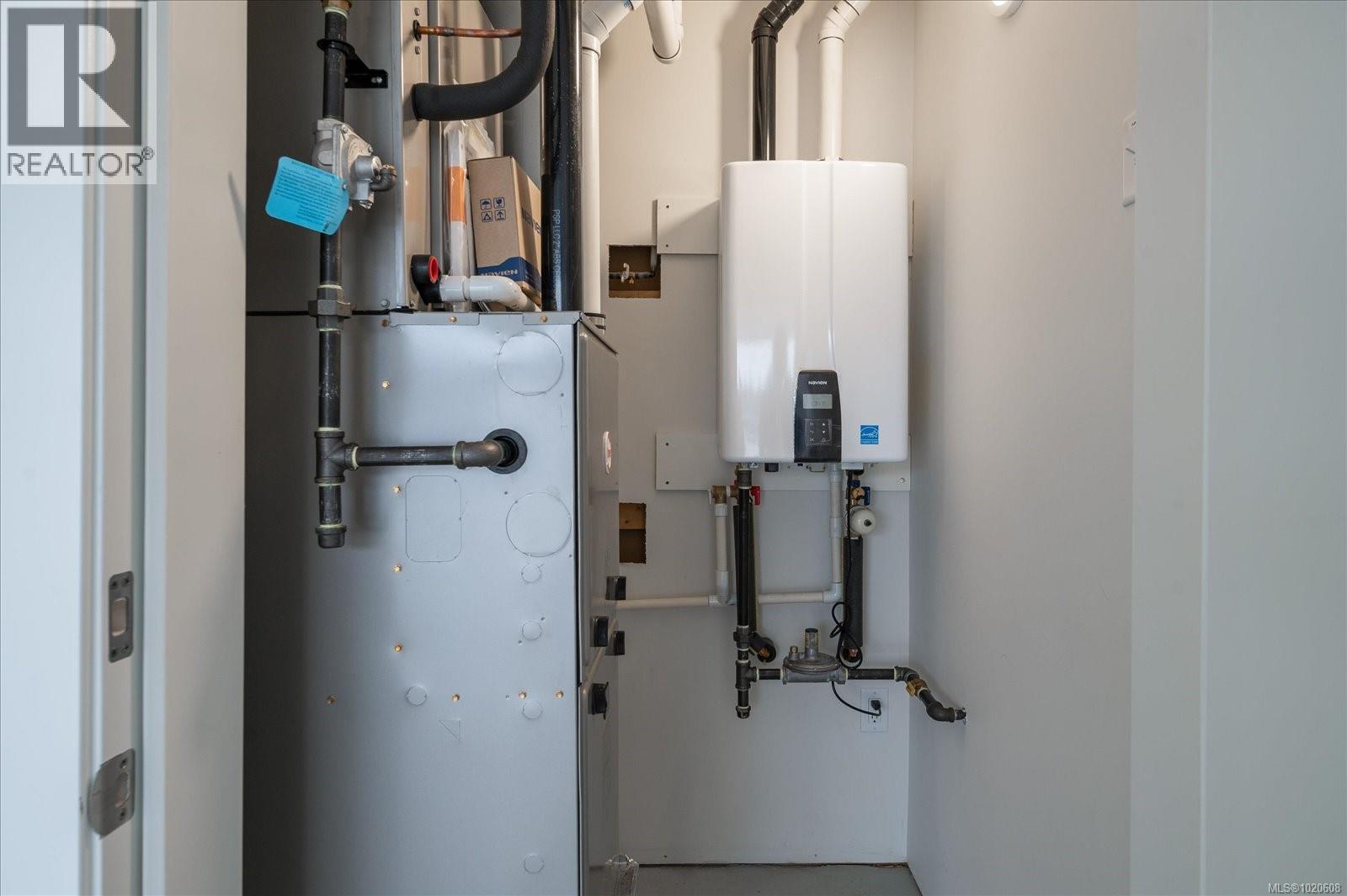 4544 SUNCREST RD - 32