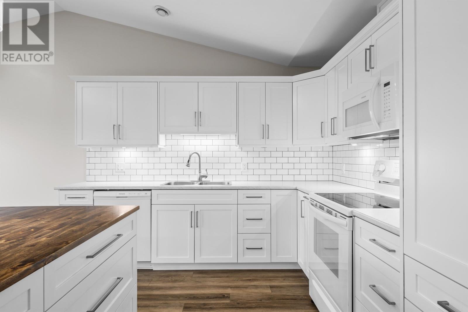 190 PUTTERS STREET - 14