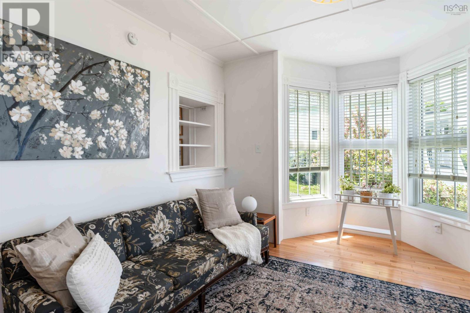 Property 11 of 50 of 22 Seaman Street