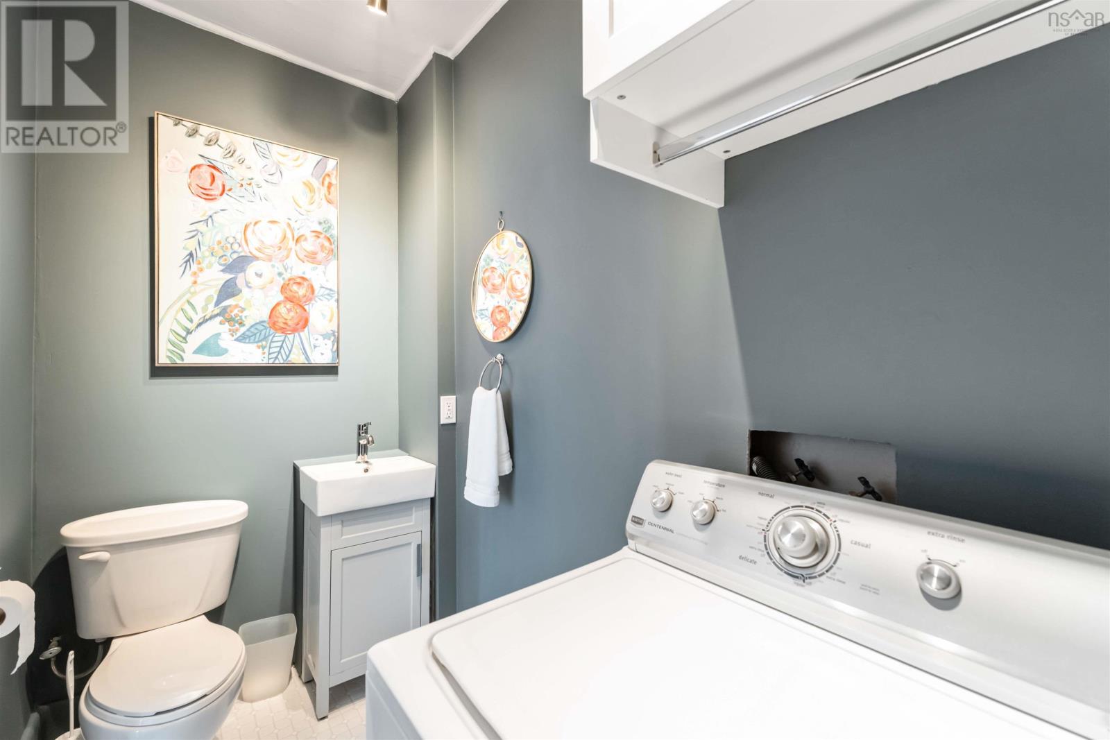 Property 43 of 50 of 22 Seaman Street