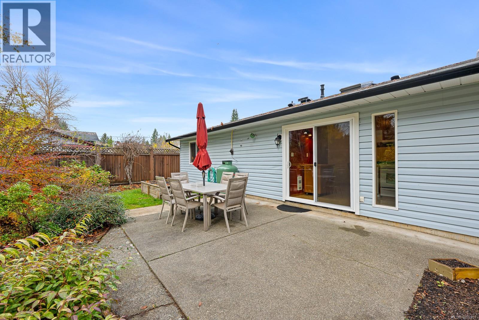 B 379 Willemar Ave, Courtenay