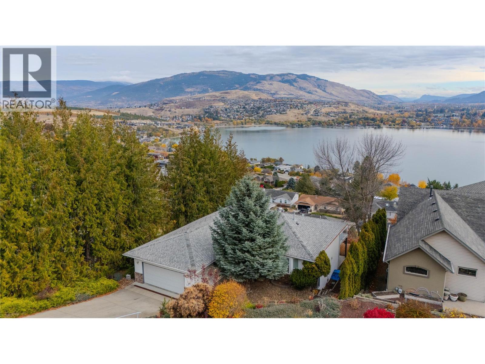 7903 Lakeview Drive, Coldstream