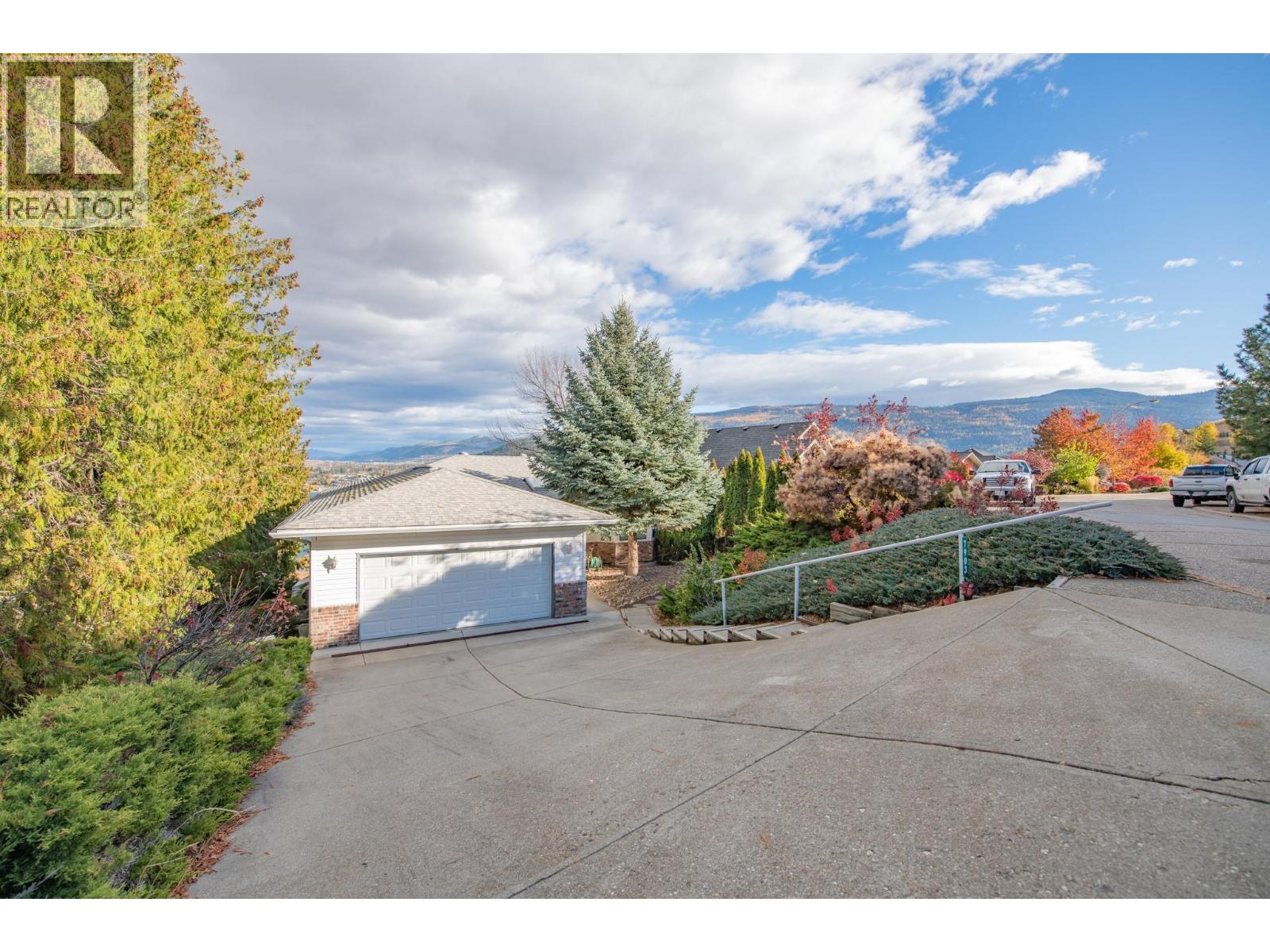 7903 Lakeview Drive, Coldstream