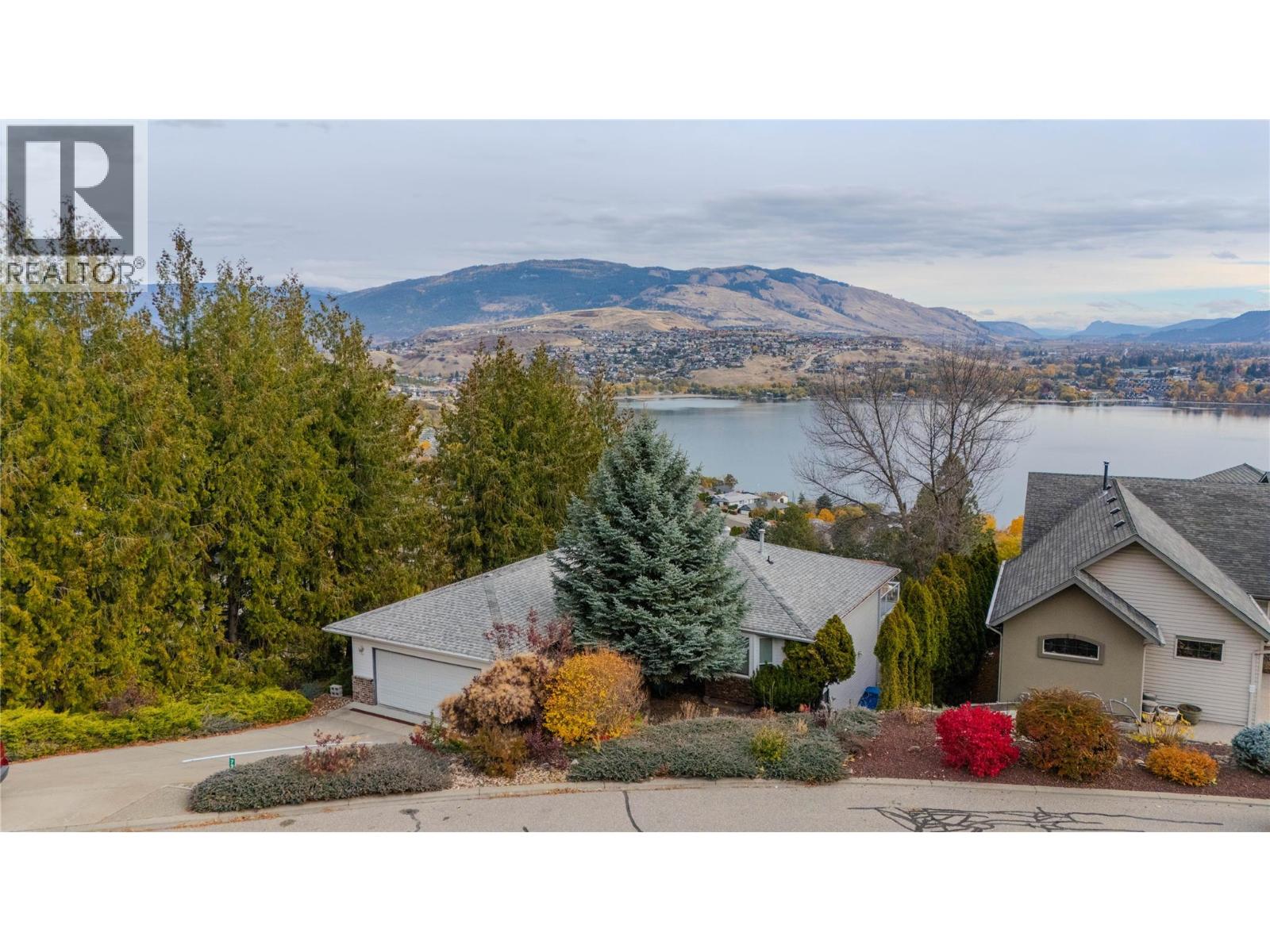 7903 Lakeview Drive, Coldstream