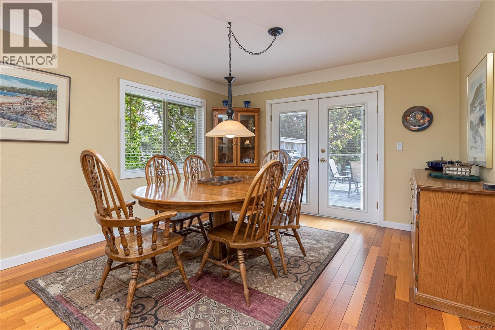 4725 Treetop Hts, Saanich