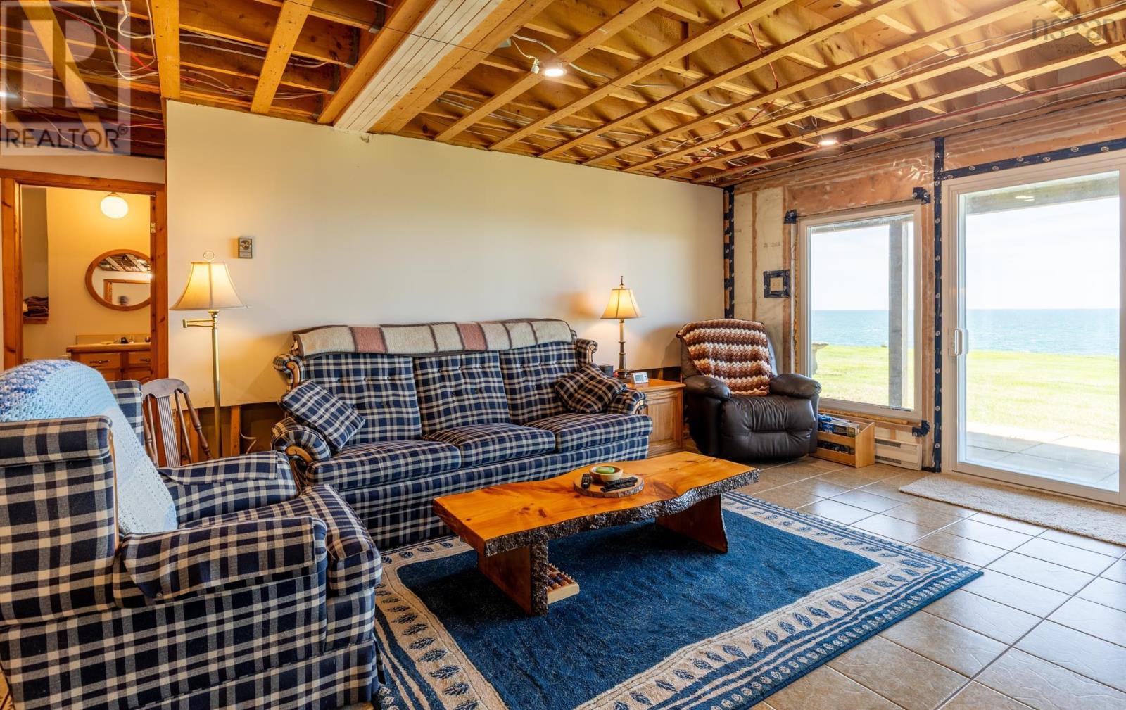 Property 40 of 46 of 194 Thomas Road