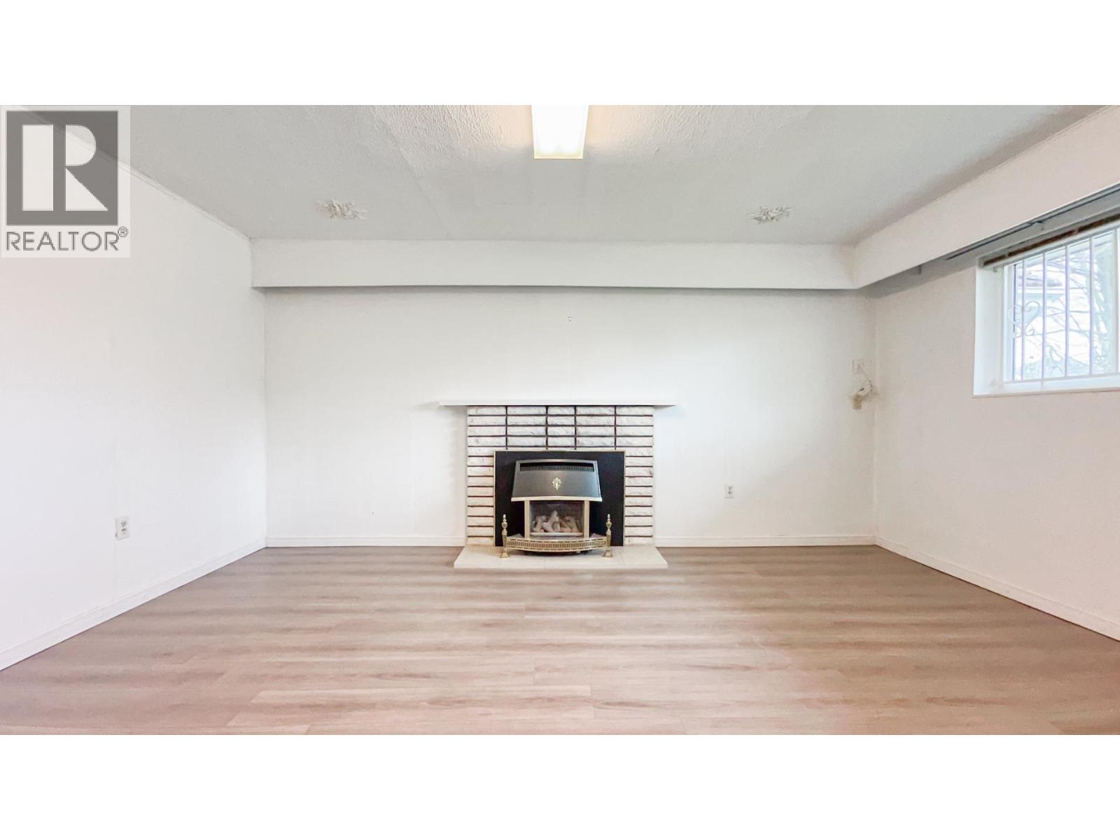 4207 UNION STREET, Burnaby